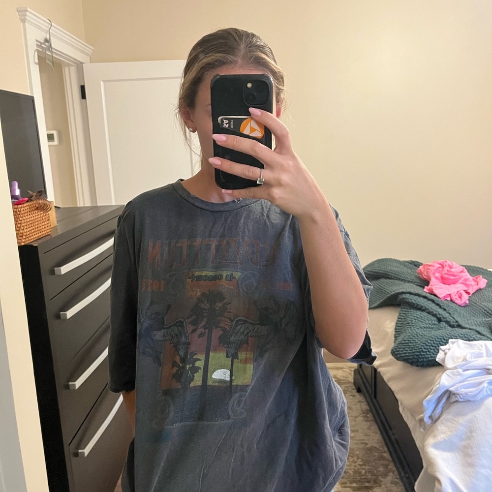 Graphic T-Shirt with Tropical Print
